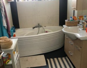 Maison 5 chambres à vendre dans Cluj-napoca, zone Iris