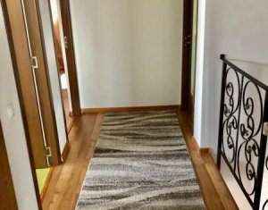 Maison 5 chambres à vendre dans Cluj-napoca, zone Iris