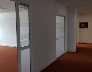 Bureau à louer dans Cluj-napoca, zone Manastur