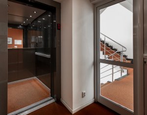 Bureau à louer dans Cluj-napoca, zone Manastur