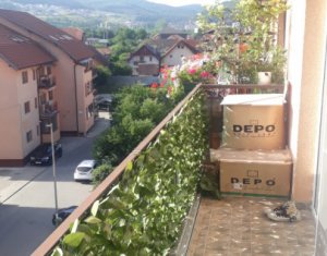 Appartement 4 chambres à vendre dans Floresti