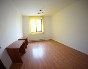 Bureau à louer dans Cluj-napoca, zone Centru