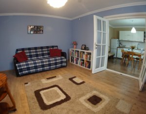 Maison 5 chambres à vendre dans Chinteni