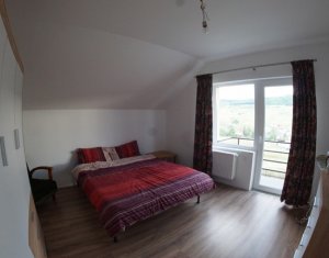 Maison 5 chambres à vendre dans Chinteni
