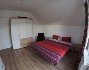 Maison 5 chambres à vendre dans Chinteni