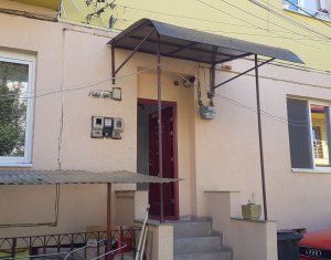 Bureau à louer, 45m2 dans Cluj-napoca, zone Centru