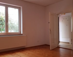 Bureau à louer dans Cluj-napoca, zone Centru