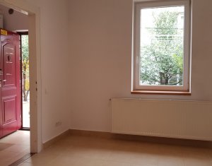 Bureau à louer dans Cluj-napoca, zone Centru