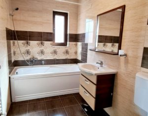Appartement 3 chambres à vendre dans Floresti