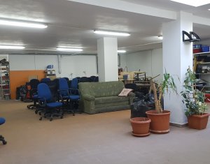 Espace Commercial à vendre dans Cluj-napoca, zone Centru