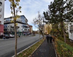 Appartement 4 chambres à vendre dans Cluj-napoca, zone Zorilor