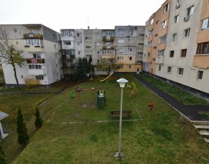 Appartement 4 chambres à vendre dans Cluj-napoca, zone Zorilor