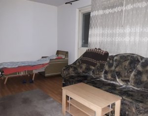 Appartement 4 chambres à vendre dans Cluj-napoca, zone Manastur