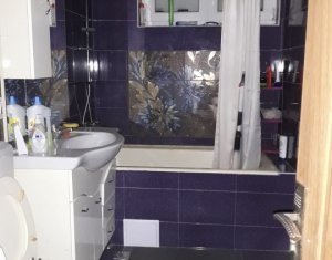 Appartement 4 chambres à vendre dans Cluj-napoca, zone Manastur