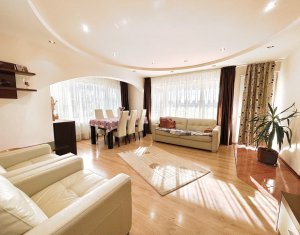 Maison 5 chambres à vendre dans Cluj-napoca, zone Borhanci