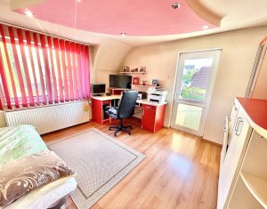 Maison 5 chambres à vendre dans Cluj-napoca, zone Borhanci