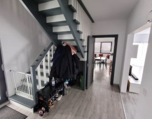 Maison 5 chambres à vendre dans Chinteni, zone Centru