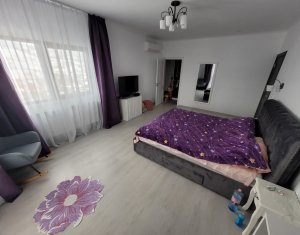 Maison 5 chambres à vendre dans Chinteni, zone Centru