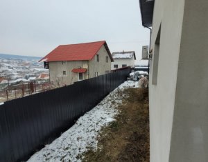 Maison 5 chambres à vendre dans Chinteni, zone Centru