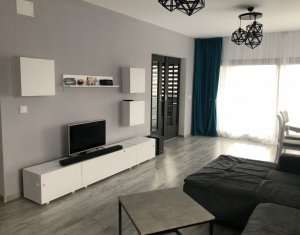 Maison 5 chambres à vendre dans Chinteni, zone Centru