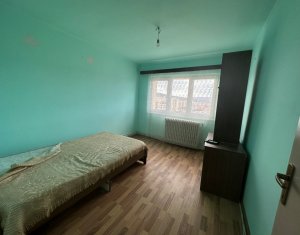 Appartement 4 chambres à vendre dans Cluj-napoca, zone Marasti