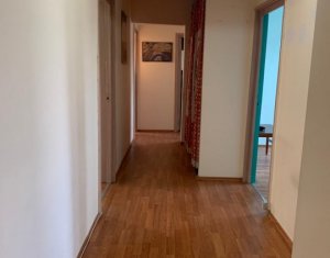 Appartement 4 chambres à vendre dans Cluj-napoca, zone Marasti