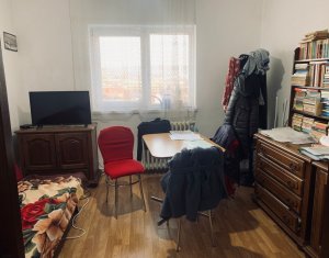 Appartement 4 chambres à vendre dans Cluj-napoca, zone Marasti