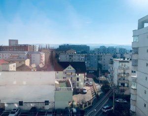 Appartement 4 chambres à vendre dans Cluj-napoca, zone Marasti