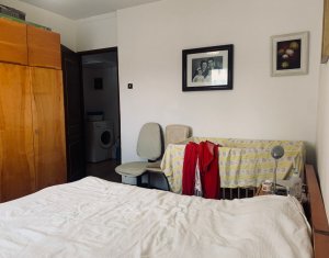 Appartement 4 chambres à vendre dans Cluj-napoca, zone Marasti