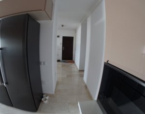 Appartement 5 chambres à vendre dans Cluj-napoca, zone Marasti