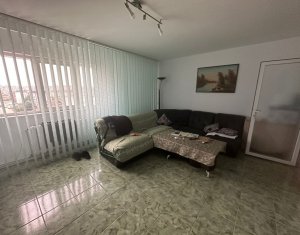 Appartement 4 chambres à vendre dans Cluj-napoca, zone Marasti