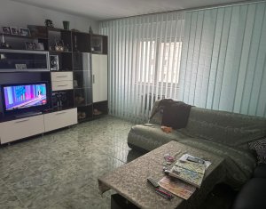Appartement 4 chambres à vendre dans Cluj-napoca, zone Marasti