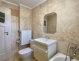 Appartement 4 chambres à vendre dans Cluj-napoca, zone Gheorgheni