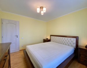 Appartement 4 chambres à vendre dans Cluj-napoca, zone Gheorgheni