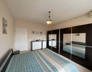Appartement 4 chambres à vendre dans Cluj-napoca, zone Andrei Muresanu