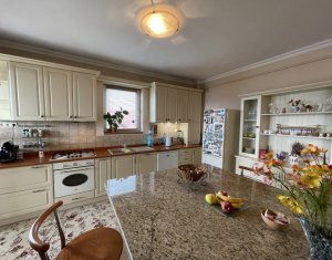 Appartement 4 chambres à vendre dans Cluj-napoca, zone Andrei Muresanu