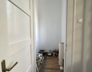 Bureau à louer dans Cluj-napoca, zone Centru