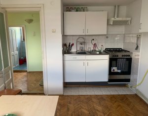 Appartement 3 chambres à louer dans Cluj-napoca, zone Gheorgheni