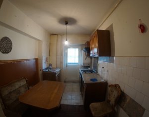 Appartement 3 chambres à vendre dans Cluj-napoca, zone Manastur