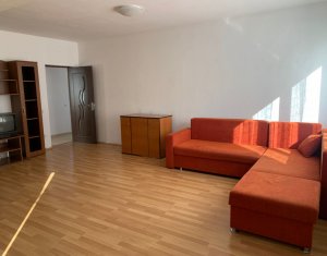 Appartement 3 chambres à vendre dans Cluj-napoca, zone Andrei Muresanu