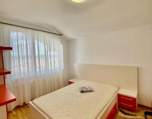 Appartement 3 chambres à vendre dans Cluj-napoca, zone Buna Ziua