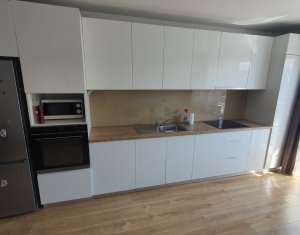 Appartement 3 chambres à louer dans Floresti