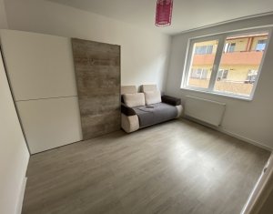 Appartement 3 chambres à louer dans Floresti