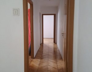 Appartement 3 chambres à vendre dans Cluj-napoca, zone Manastur