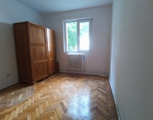 Appartement 3 chambres à vendre dans Cluj-napoca, zone Manastur