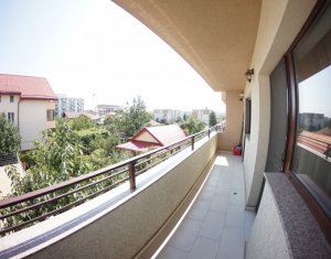 Appartement 3 chambres à louer dans Cluj-napoca, zone Marasti