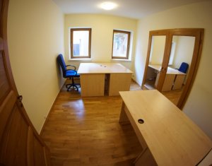 Bureau à louer dans Cluj-napoca, zone Zorilor