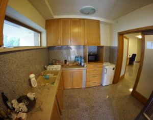 Bureau à louer dans Cluj-napoca, zone Zorilor