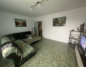 Appartement 4 chambres à vendre dans Cluj-napoca, zone Marasti