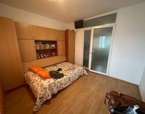 Appartement 4 chambres à vendre dans Cluj-napoca, zone Marasti